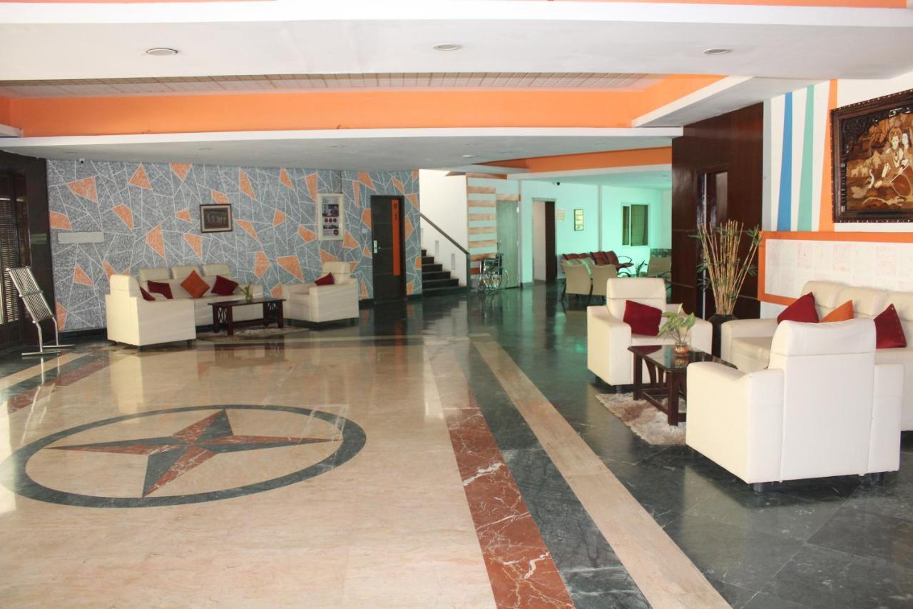 Vedic Village Sriperumbudur Formerly Known As Citrus Hotel Dış mekan fotoğraf