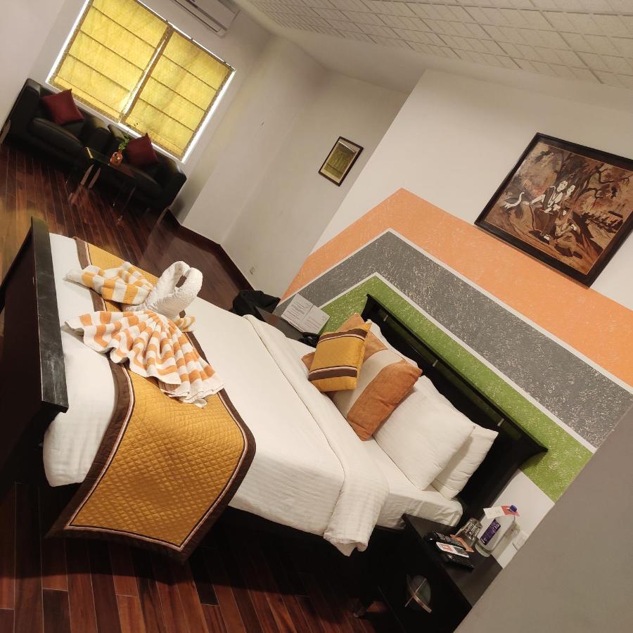 Vedic Village Sriperumbudur Formerly Known As Citrus Hotel Dış mekan fotoğraf